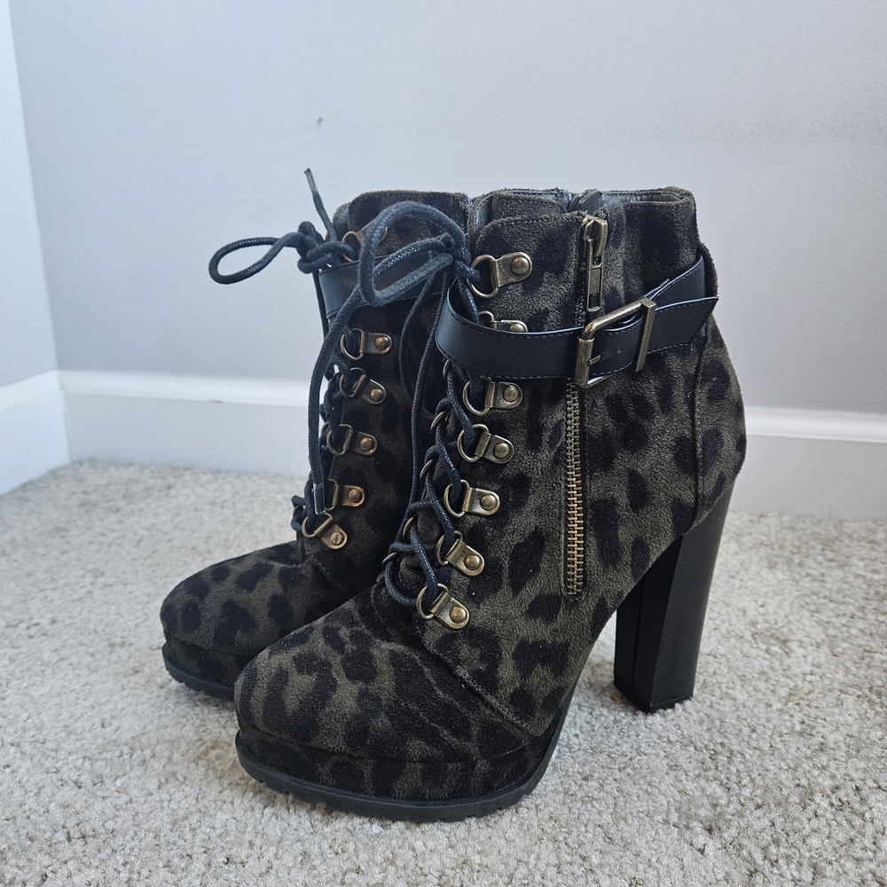 Women’s Leopard Print High Heel Ankle Boots - Black/Gray